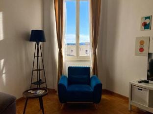 Spacious Roman Retreat Apartment in Rome