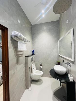 1 Bhk Luxury Flat With Patio Vacation rental in Jaipur