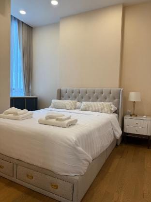 Luxury 1 bedroom apartment near Siam Paragon Vacation rental in Bangkok