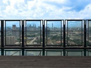 Cozy kenwingston platz kl 2-5pax 2BR&2BR Klcc 1907 Vacation rental in Federal Territory of Kuala Lumpur