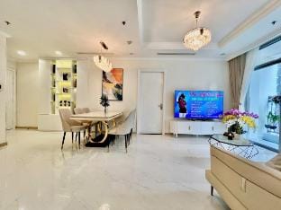 Nest365 Vinhomes Landmark @ 3 BR Vacation rental in Ho Chi Minh City