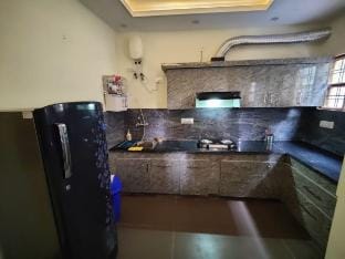 Castle INN Oasis, 2 BHK, Mussoorie Road, Dehradun Vacation rental in Dehradun