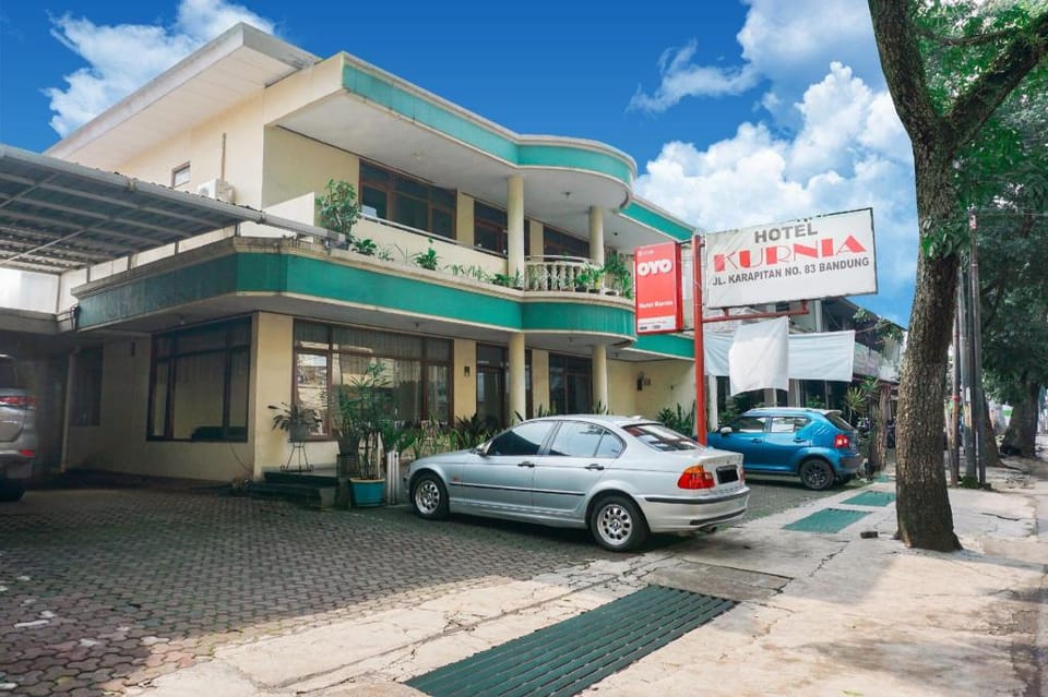 Check My Guest Kurnia Hotel Hotel in Bandung