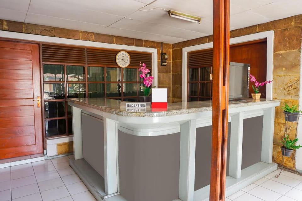Check My Guest Kurnia Hotel Hotel in Bandung