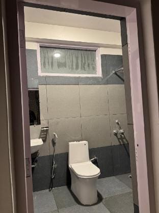 Entire Countryside Villa Bir by Moh Stay Farm Stay in Punjab, India