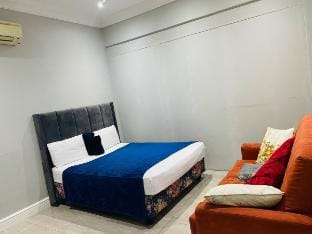 home awayfrom homeRelax &unwind Vacation rental in Cape Town