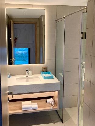 Panoramic beachfront condo Apartment in Laos
