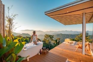 บ้านละอองฟ้า๒ แอร์ อ่าง ส่วนตัว วิวดอยธรรมชาติ Villa in Thailand