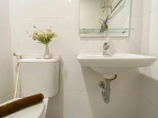 Homey Modern 2BR Patraland Urbano Apt By Travelio Apartment in West Java