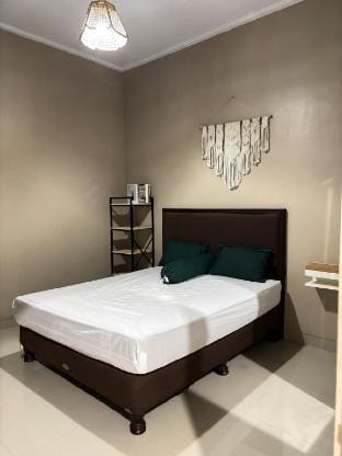 VILLA HD i2 Surya Asri Vacation rental in West Java