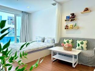 Skyhome Tân Sơn Nhất 2 giường 2.04 Apartment in Ho Chi Minh City