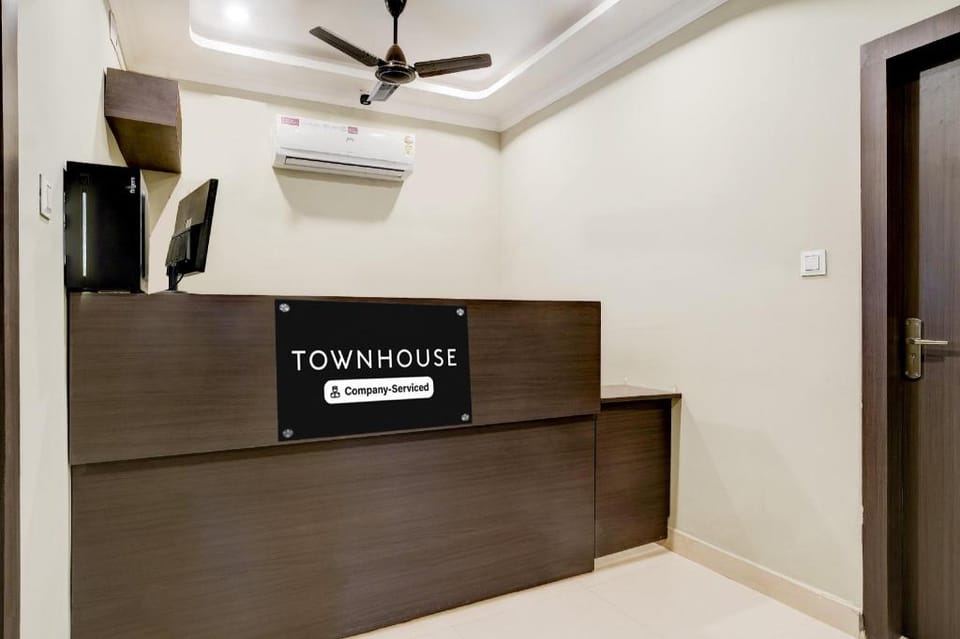 Super Townhouse Indira Gandhi Athletic Stadium Guwahati Formerly Cloud Stay Inn Hotel in Bangladesh
