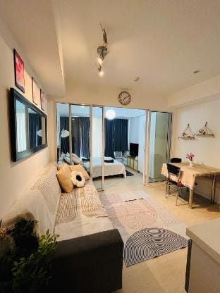 Azure City View Staycation Vacation rental in Paranaque
