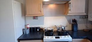 2 BedRoom 4 Bed flat with free parking sleeps7 Vacation rental in Birmingham