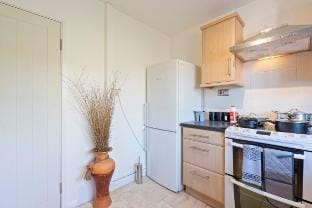 2 BedRoom 4 Bed flat with free parking sleeps7 Vacation rental in Birmingham