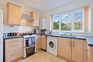 2 BedRoom 4 Bed flat with free parking sleeps7 Vacation rental in Birmingham