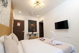 Studio Suite | Fully Loaded | Business-Ready Apartment in Mumbai