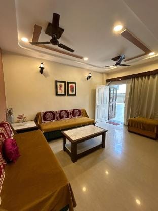 Hostique Eden, New & Private 2BHK Flat in Indore Vacation rental in India