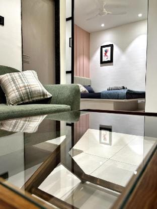 Hostique Ruby, Self Check-in Studio in Vijay Nagar Vacation rental in India