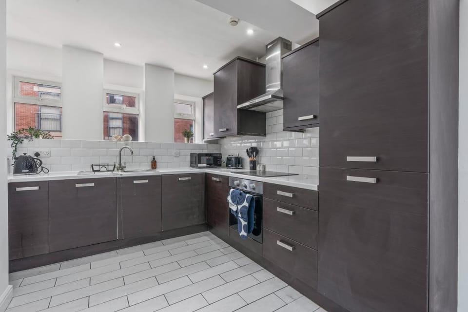 #58 Stylish and Central Sutton 2BR/2Bath Vacation rental in The Royal Town of Sutton Coldfield