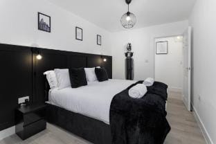 #47 Anfield Apart. Walk to stadium. free parking Vacation rental in Liverpool