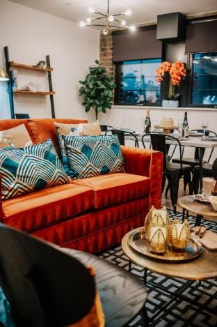 #32 2bedroom Grade 2 listed CityAprt Lux Lockside Vacation rental in Birmingham