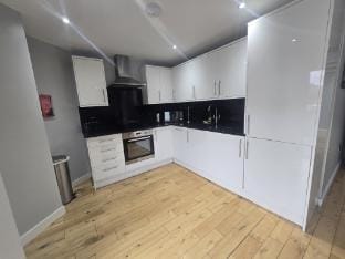 Monterey Close  Apartment in Edgware