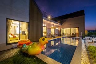 BAAN PINK Pool Villa Khaoyai Villa in Laos