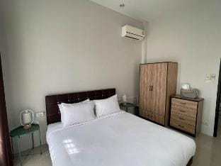 Khwanlom House B1 | 1BR Apt Vacation rental in Thailand