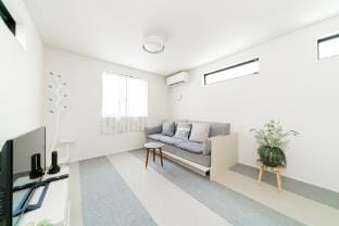 New decorative 2ppl 3-Story House 5-mins walk Sta. Vacation rental in Japan