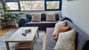 Luxury Sydney Apt, Pool, Gym, Parking, Mezzanine Vacation rental in Surry Hills