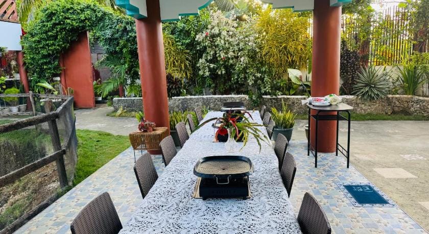 Casa De Moore Siargao - Ocean View Villa Hotel in General Luna