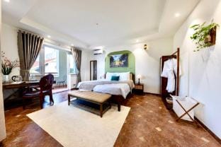 Luxury West Lake Villa 6BR| Big Balcony|Jacuzzi Vacation rental in Laos