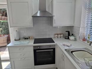 Cosy 2-Bed House in Manchester Vacation rental in Manchester