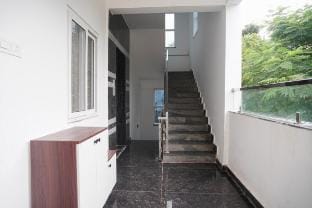 3-BHK AC Home Near @ US consulate Vacation rental in Hyderabad