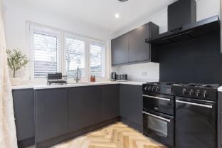 Peaceful 3-Bed Home in Tivoli Vacation rental in Cheltenham