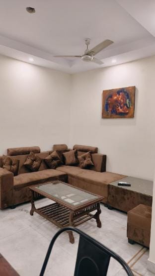 2BHK in Lajpat Nagar near Market Vacation rental in New Delhi