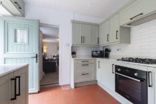 Charming 3-Bed Cottage by the River Usk Vacation rental in Llanfoist Fawr