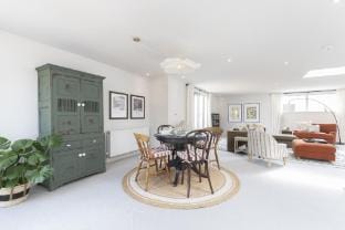 Contemporary 2-Bed 2-Bath Home with Parking Vacation rental in Cheltenham