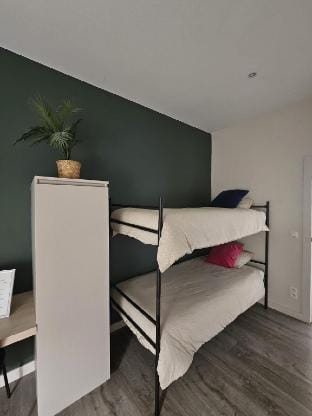Double Room (bunk bed) Vacation rental in Ghent