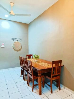 Adriana RH Homestay 3Bedroom 2Bathroom Vacation rental in Malacca