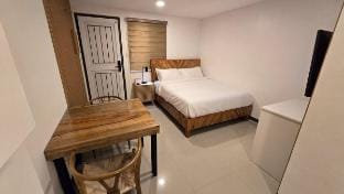 Flat 35, Unit 1D Vacation rental in Manila City