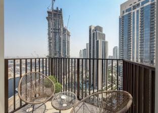Creek Harbour Sleeps 4 Perfect for Nature Lovers Apartment in Dubai