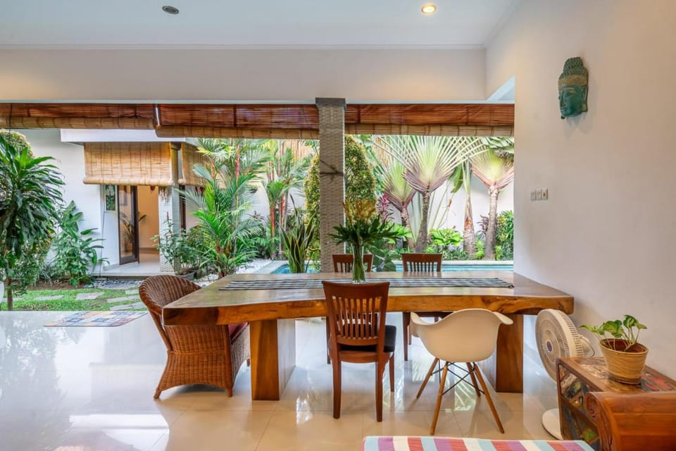 Tranquil Bungalow, 10min to Berawa beach Vacation rental in North Kuta