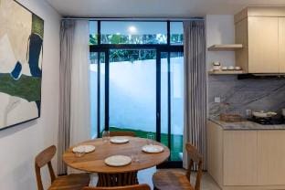 Enzio 16 - Cozy 2BR Loft in Pererenan Apartment in North Kuta