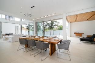 普吉岛Trinity5卧简约设计别墅•大白•花园泳池 Villa in Choeng Thale