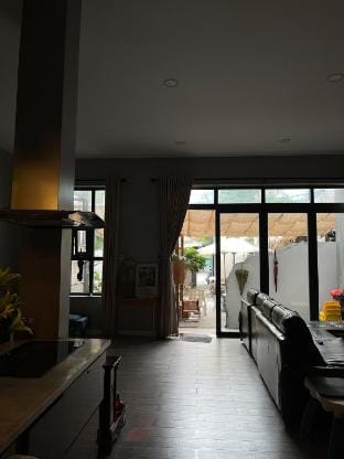 Sunset view room, 5-minute walk to the sea Vacation rental in Nha Trang