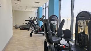 Meydan Apartment Sleeps 2 with Huge Balcony Apartment in Dubai