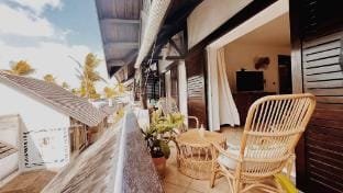 SEAS the DAY luxury seafront Apartment in Grand Baie