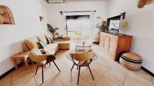 SEAS the DAY luxury seafront Apartment in Grand Baie